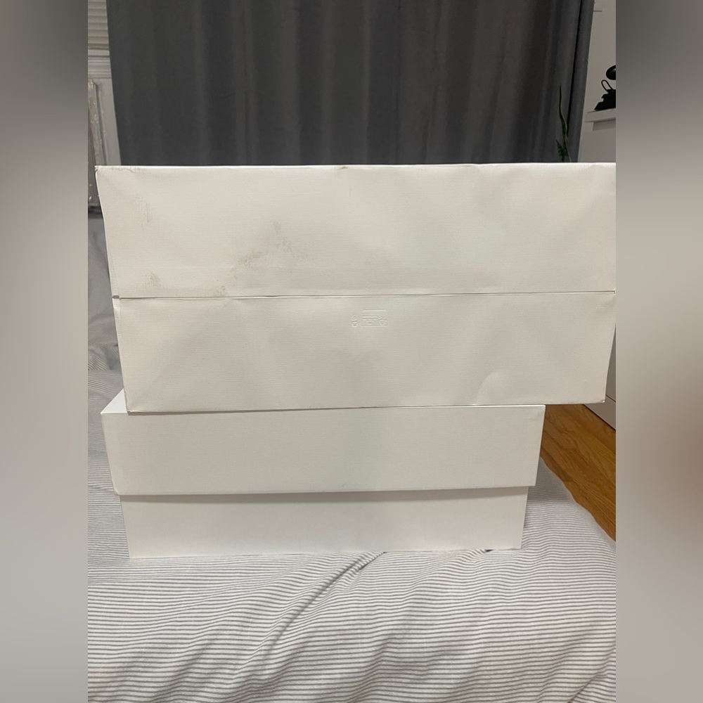 Celine Paris huge box with shopping bag - Picture 6 of 7